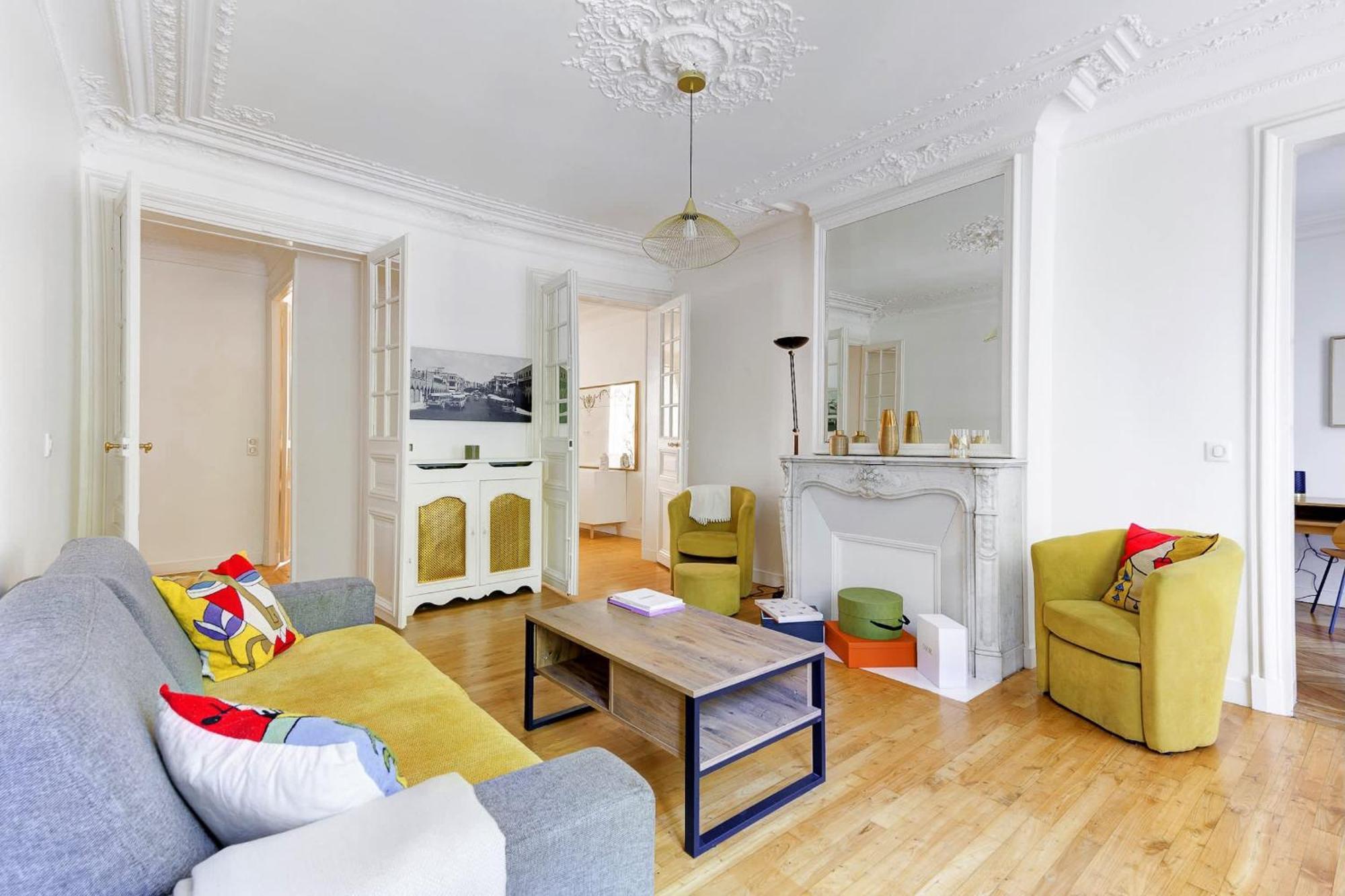 Bnbnova - 3br 2ba - Champs-elysees & Arc De Triomphe Paris